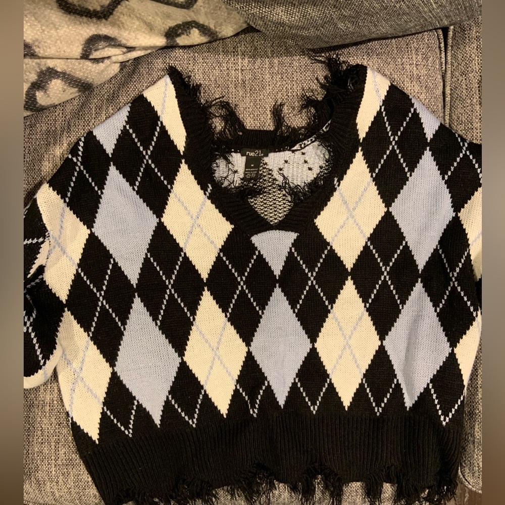 Crop sweater